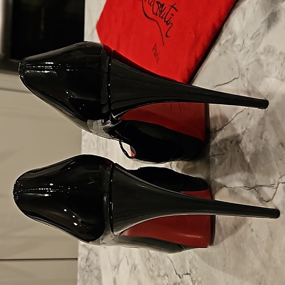 Christian Louboutin Very Priv' 120 Peep-toe Pumps - Picture 2 of 6